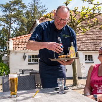 Restaurant met terras bij Diana Heide Drenthe