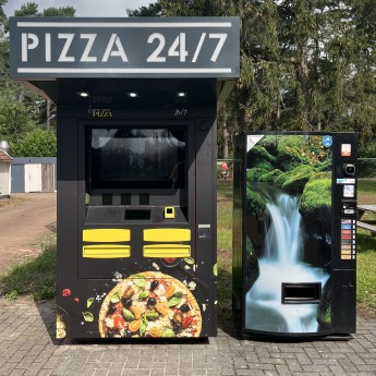 Pizza- en drankenautomaat